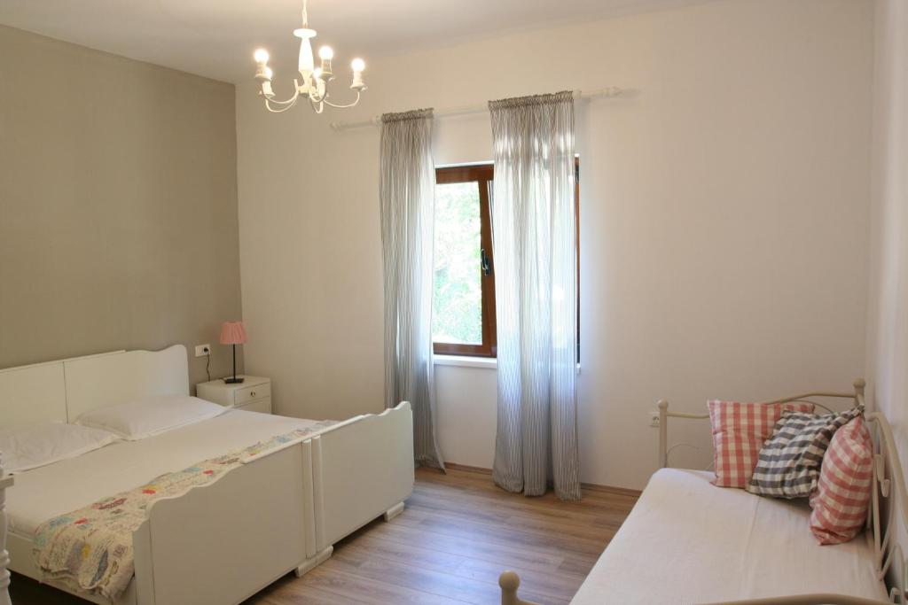 Tiana Apartment photo 2