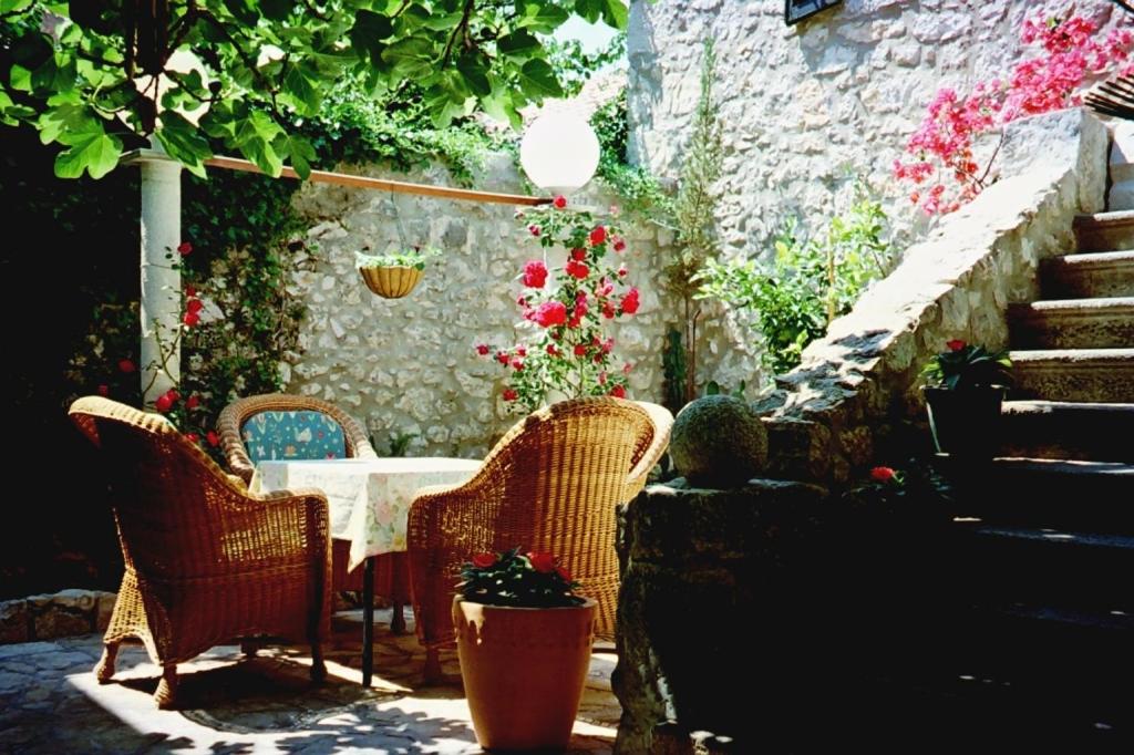 Studio apartment in Novi Vinodolski with terrace — photo 1