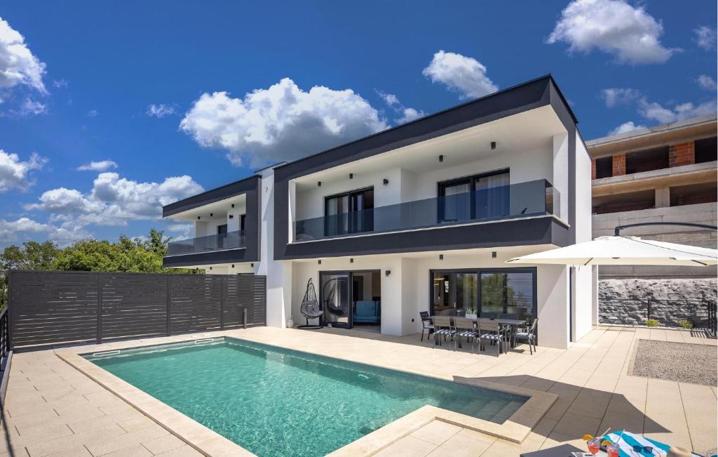 Pet Friendly Home In Kostrena — photo 1