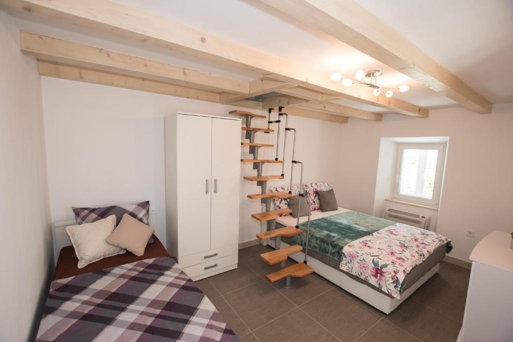 Sun Apartment photo 2