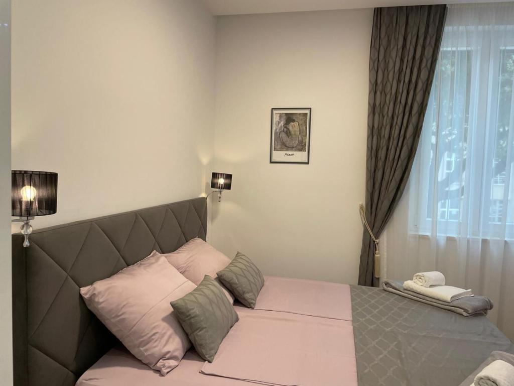 apartment in the city center photo 2