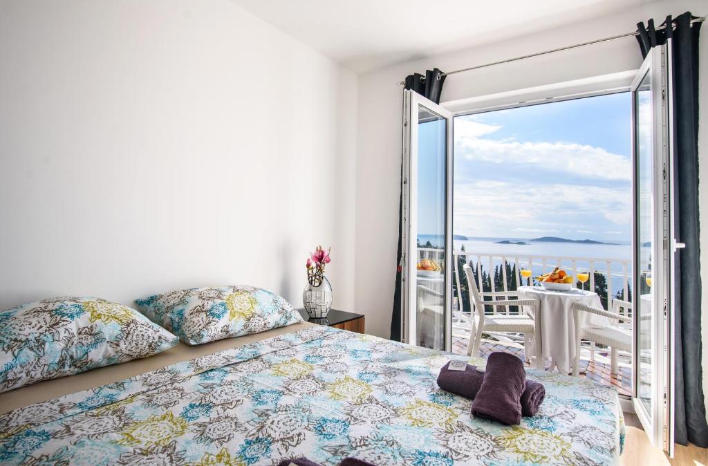 Aurora Seaview Apartment photo 3