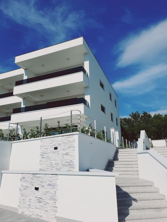Sunset & Seaview Premium Apartment — photo 1