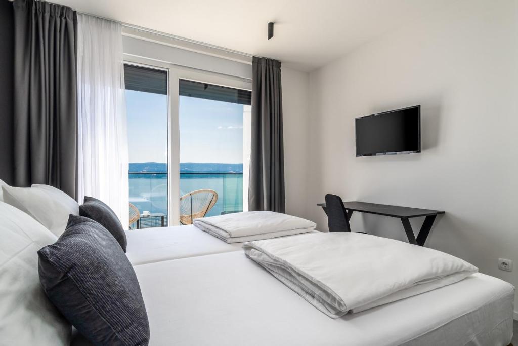 Seaview Villa Marila with a private pool with hydromassage photo 2