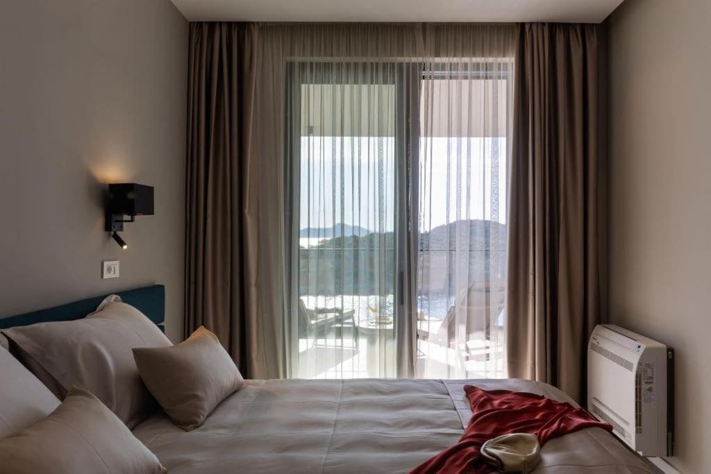 Sound of the Sea - apartment with sea access photo 2
