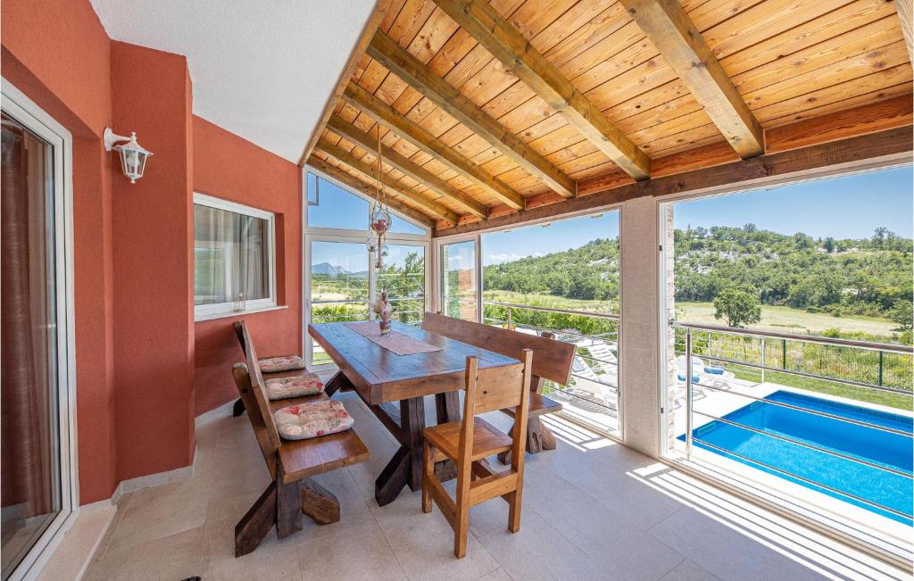 Lovely Home In Dubrava With Sauna photo 3