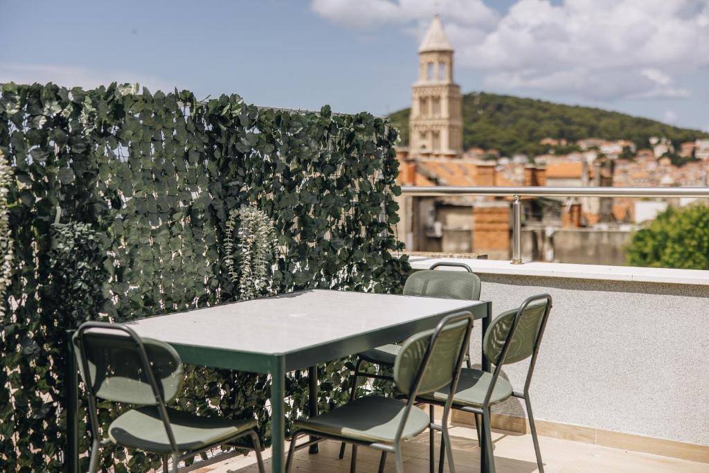 Rooftop apartment Split photo 3