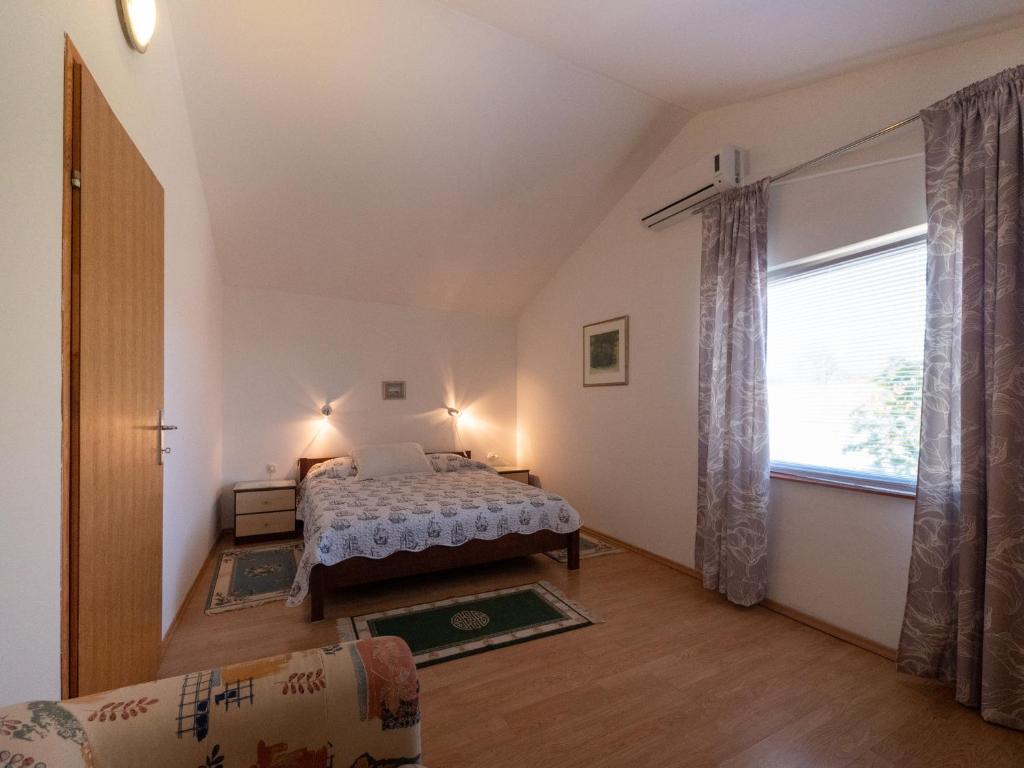 Apartments by the sea Nin photo 2