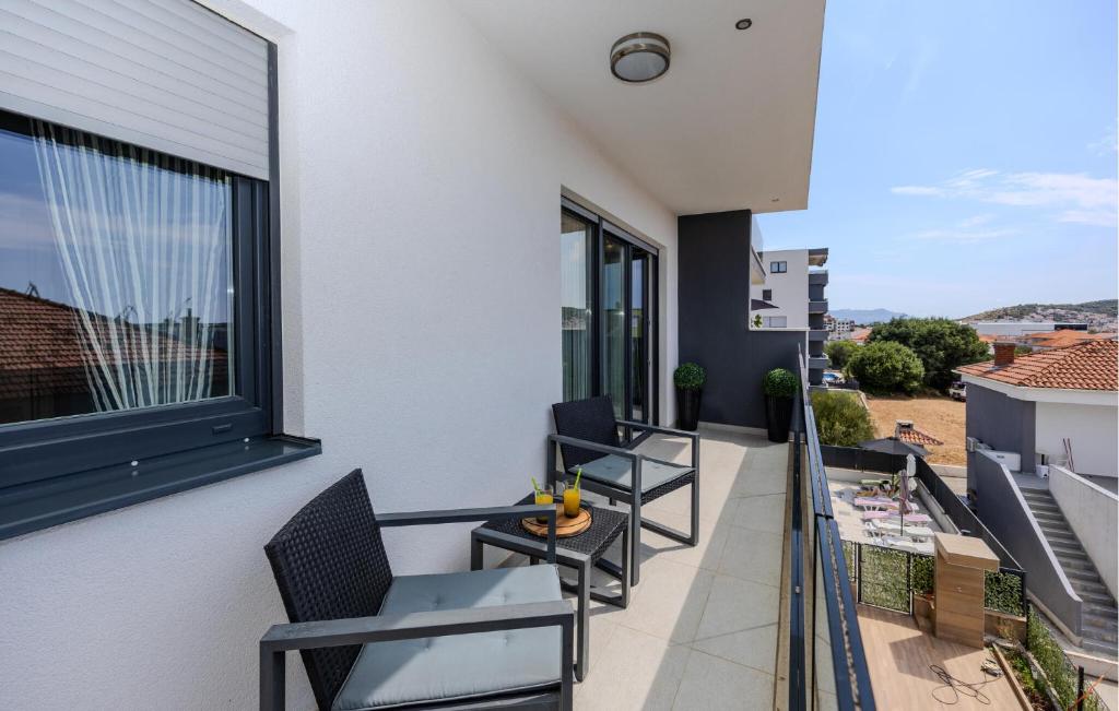 Nice Apartment In Seget Donji photo 2