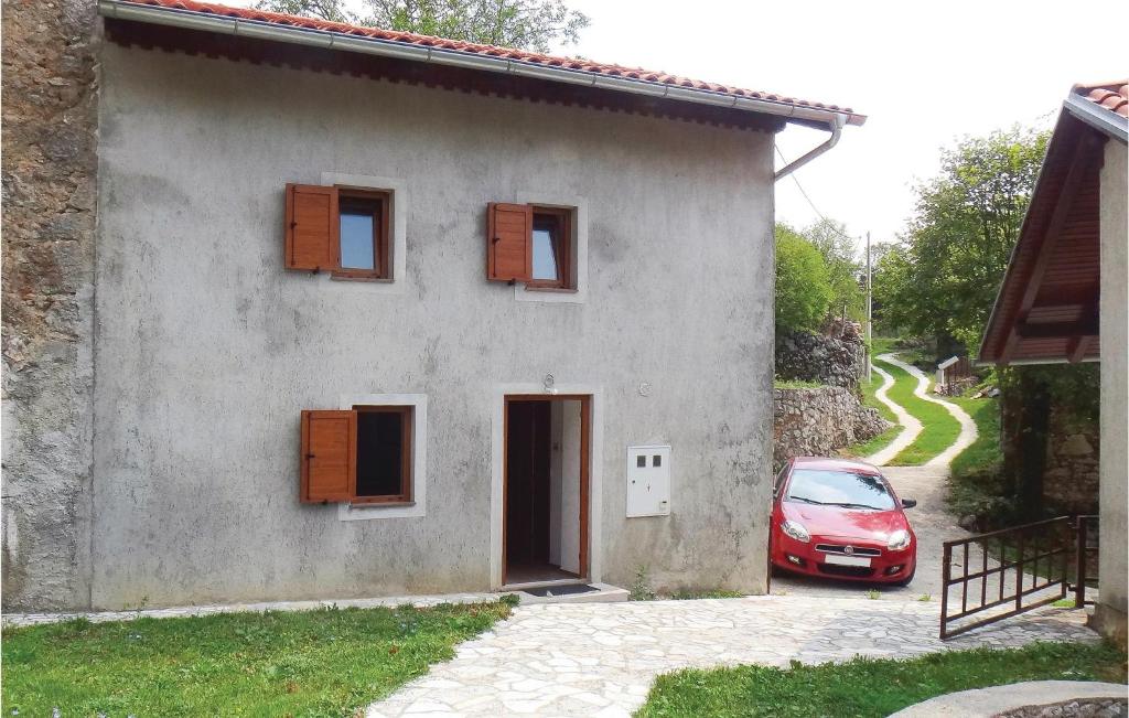 Two-Bedroom Holiday Home In Novi Vinodolski — photo 1