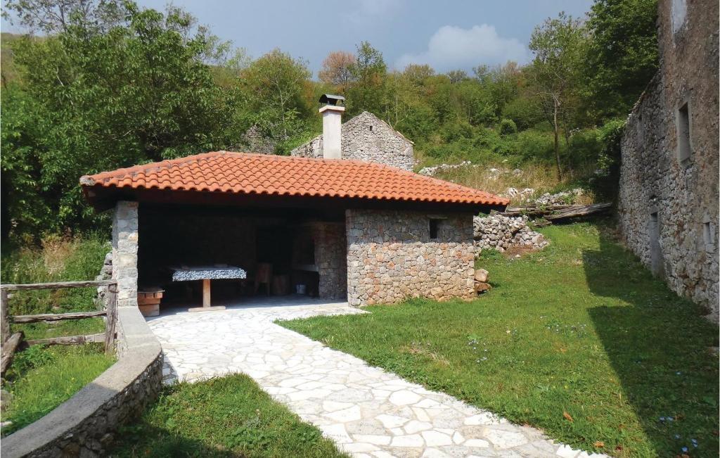 Two-Bedroom Holiday Home In Novi Vinodolski photo 3