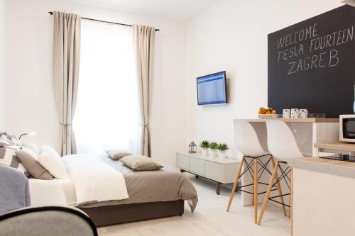 Tesla Boutique Apartments & Rooms — photo 1
