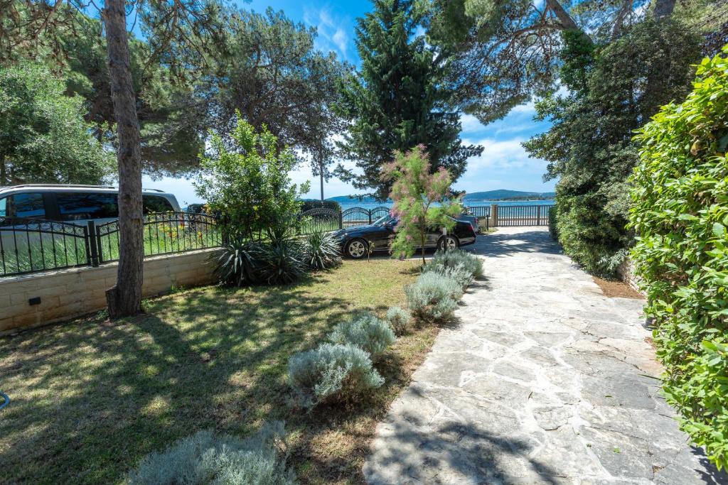 Sea Sound Apartments Rea — photo 1