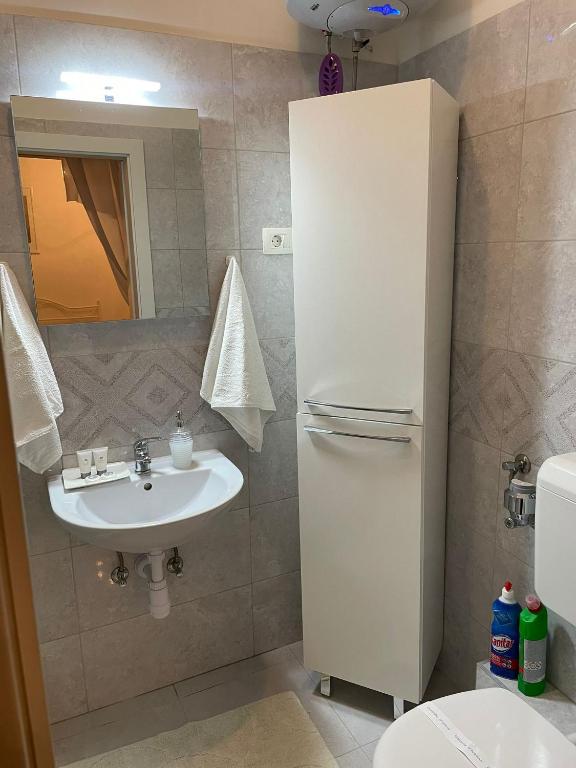 Rooms Zana photo 2