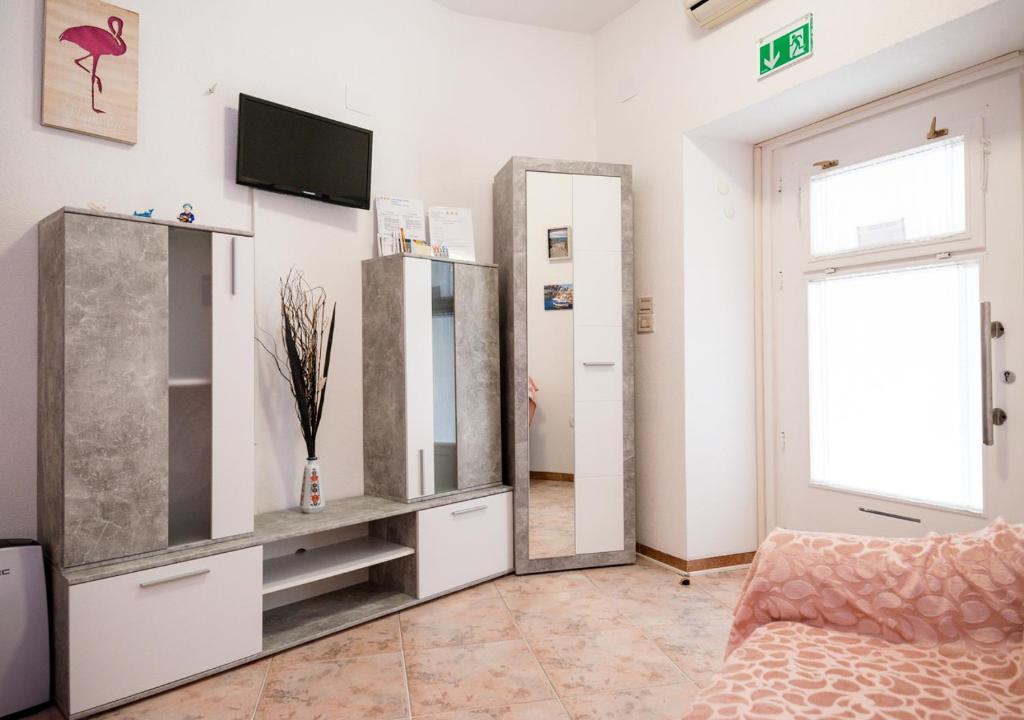 Studio apartman Mima photo 2