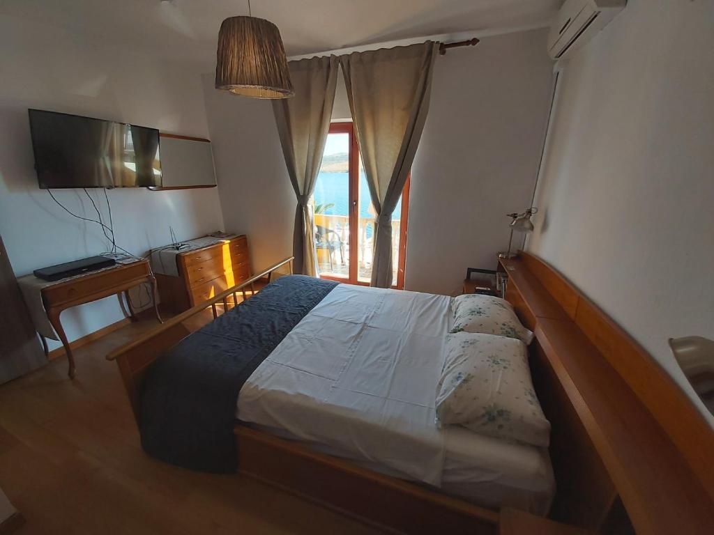 Apartments by the sea Posedarje photo 2