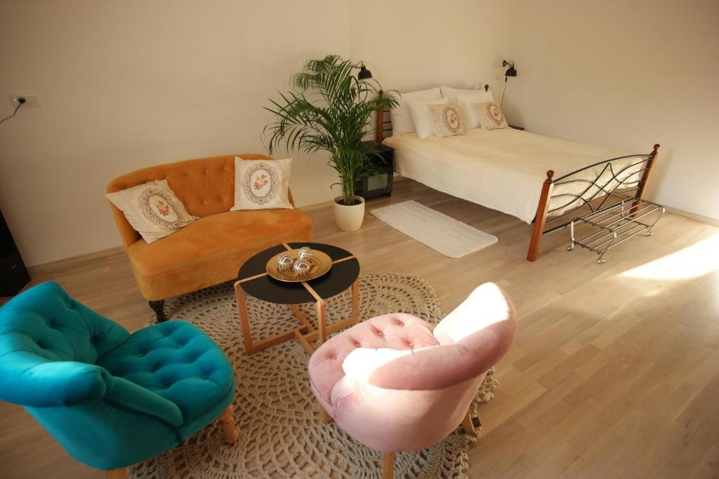 Apartments with WiFi Zagreb - 14588 photo 2