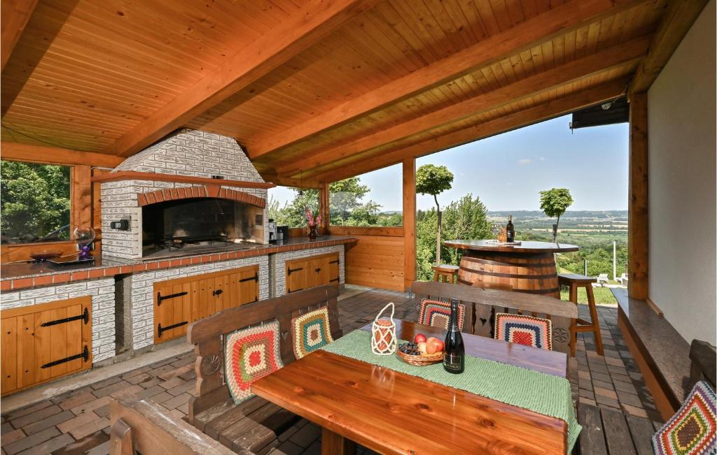 Cozy Home In Veliki Lovrecan With Sauna photo 3