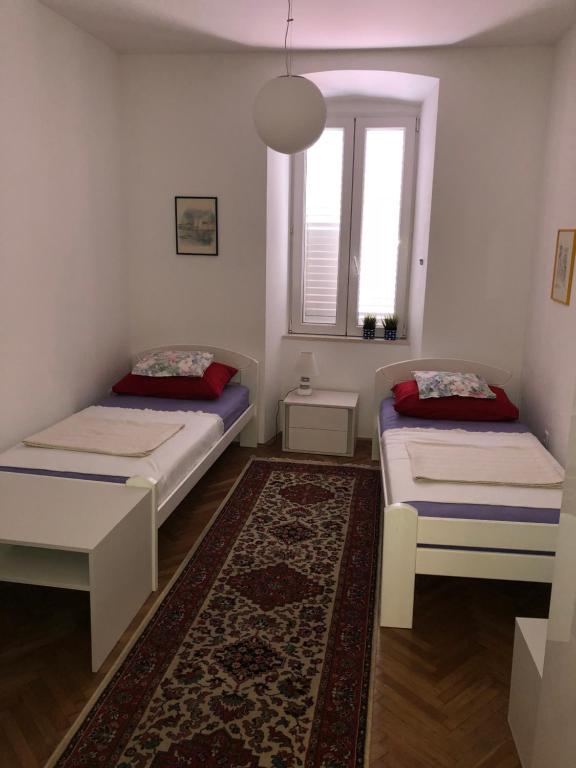 6 Tiha ulica photo 2