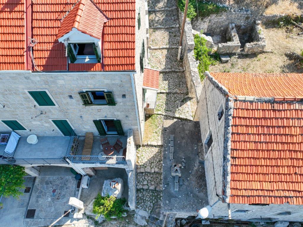 Stone house Kurtić stara Podgora — photo 1