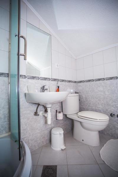 Room in Zaton (Zadar) with Wi-Fi photo 3
