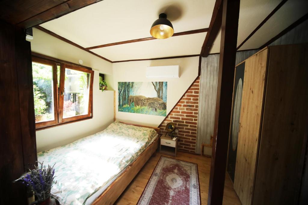 Rustic apartment Hidden photo 2