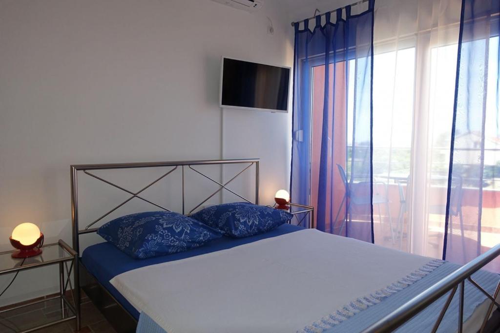 Studio apartment in Zaton Zadar with sea view photo 2