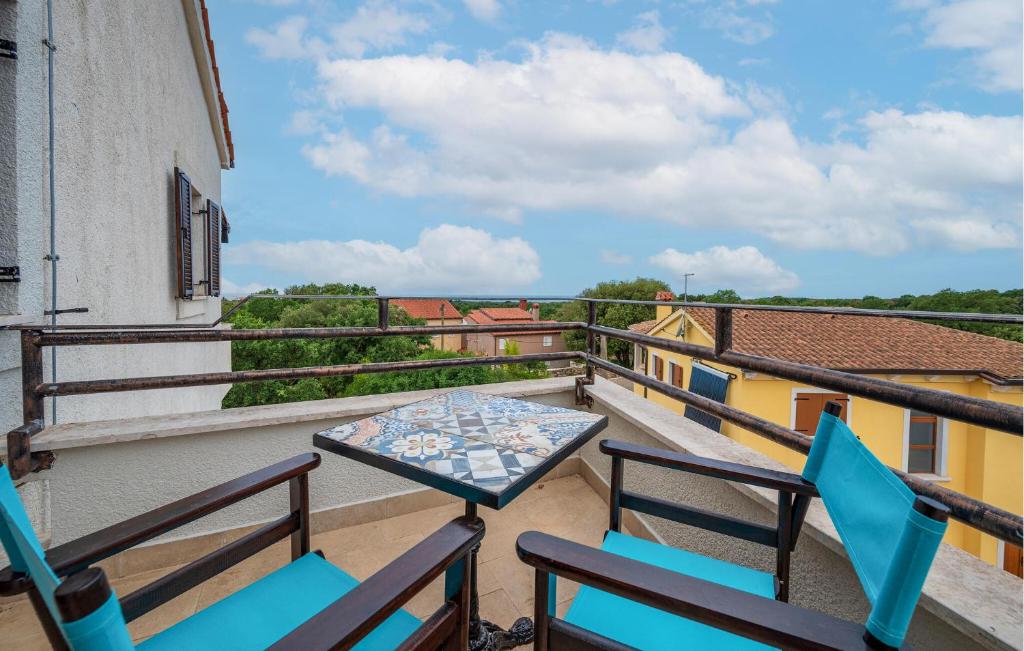 1 Bedroom Pet Friendly Apartment In Peroj photo 2