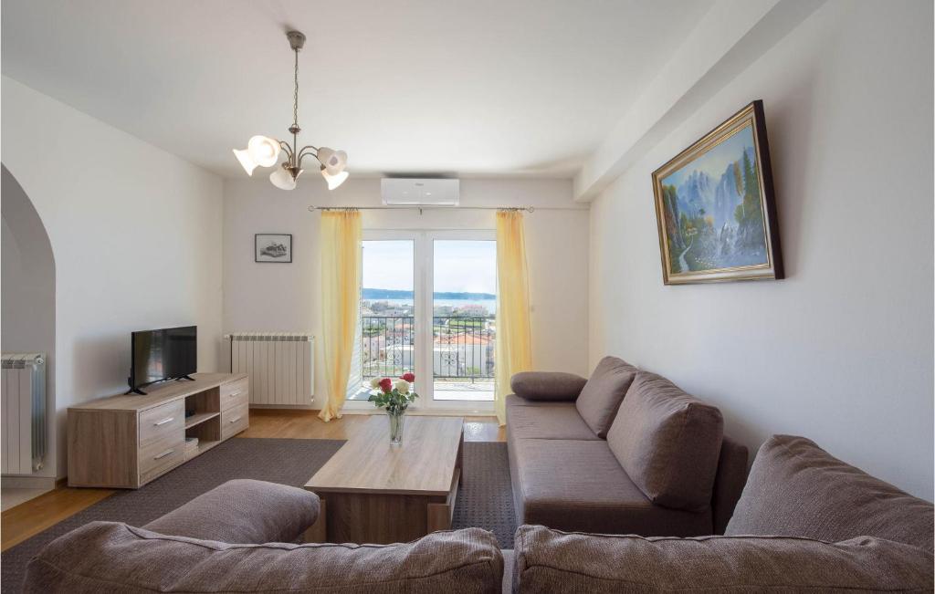 Pet Friendly Apartment In Podstrana With House Sea View photo 3