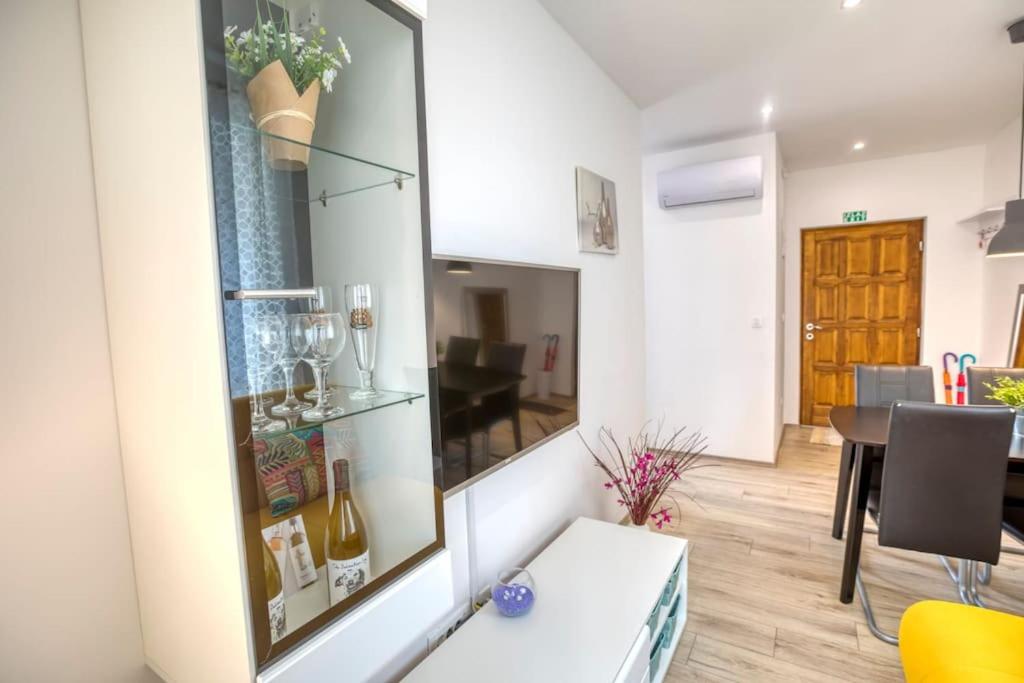 Central position apartment Theater — photo 1