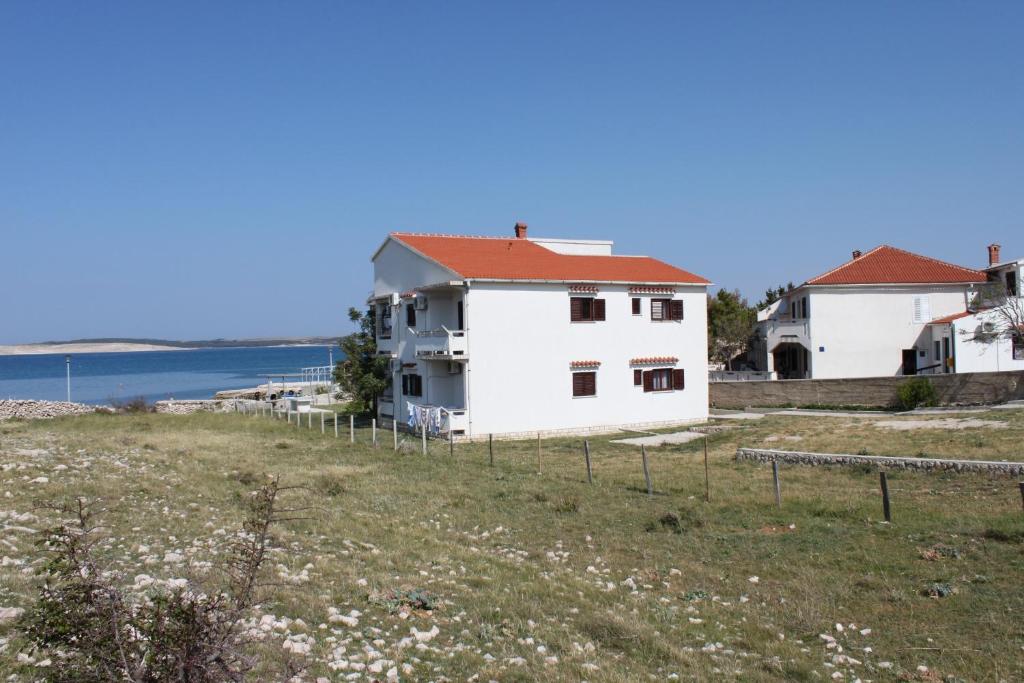 Apartments by the sea Kustici — photo 1