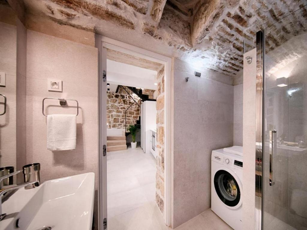 Stylish Holiday Home Vis Center photo 3