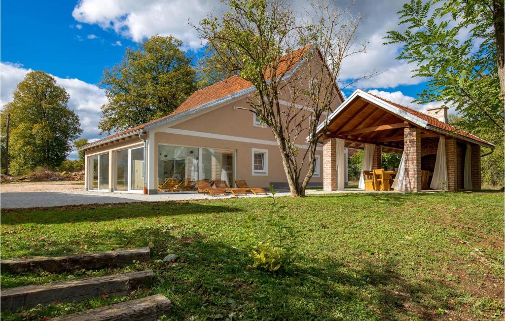 Pet Friendly Home In Otocac With Sauna photo 2
