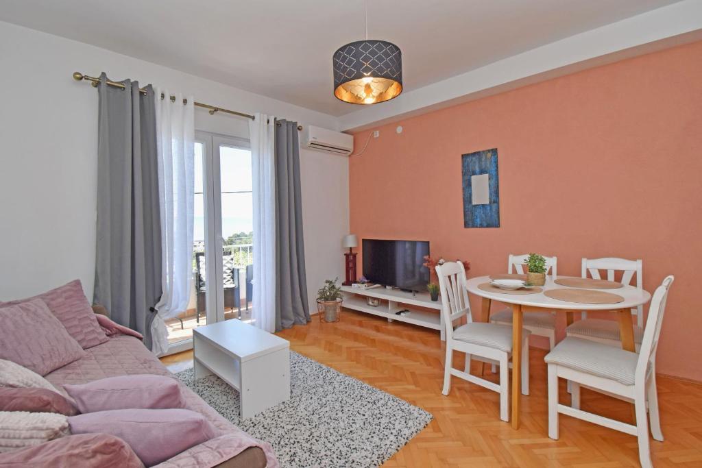 Apartment & Rooms Meri Tučepi photo 2