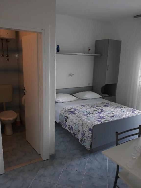 Studio Medici 1045a photo 2