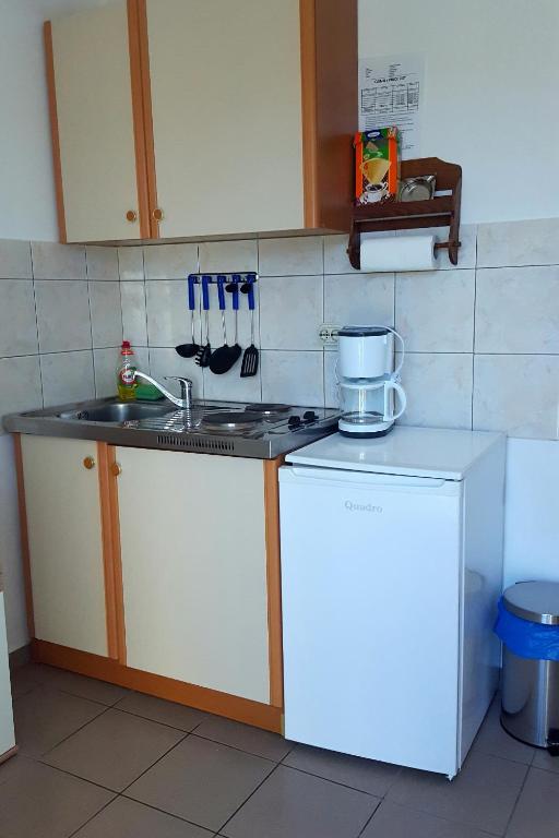 Apartments by the sea Zaglav photo 3