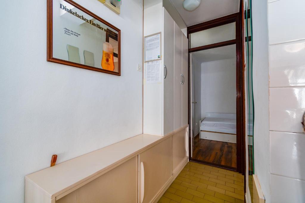 Apartments with WiFi Klenovica photo 3