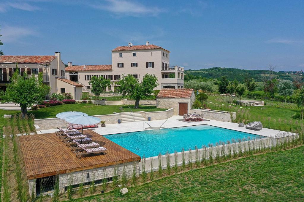 Tranquil Istria Estate Palazio Clai Winery 8 Bedrooms Spa & Heated Pool — photo 1