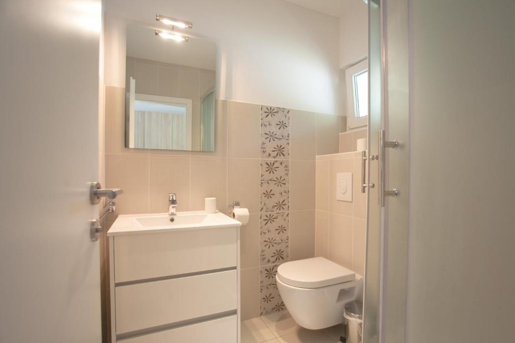 Studio apartment - seaview photo 3