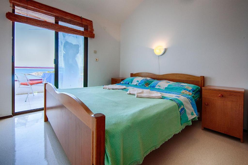 Apartments and rooms by the sea Zaklopatica photo 2