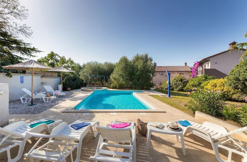 Sabi Relax Zone - Pool & Jacuzzi photo 3