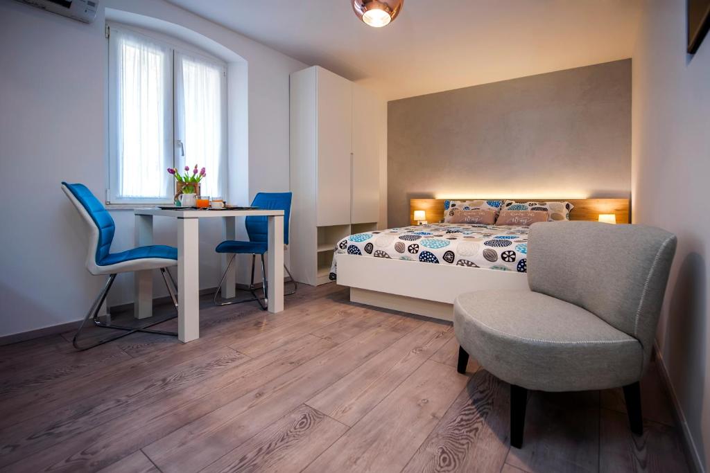 Studio Apartment Kris by Irundo photo 2