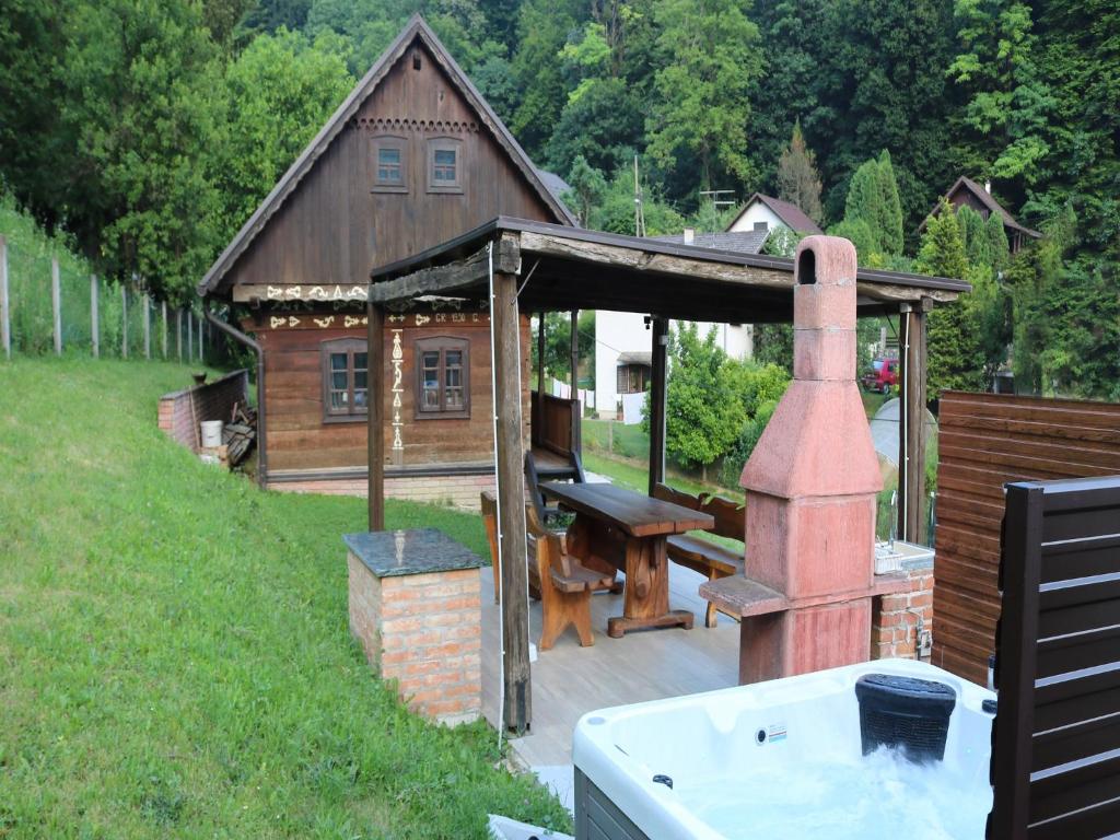 Tradicionalna zagorska drvena kuća Stara murva photo 3
