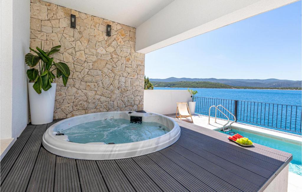 Gorgeous Home In Klek With Sauna photo 3