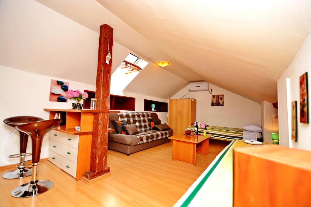 Studio apartment Ante photo 3