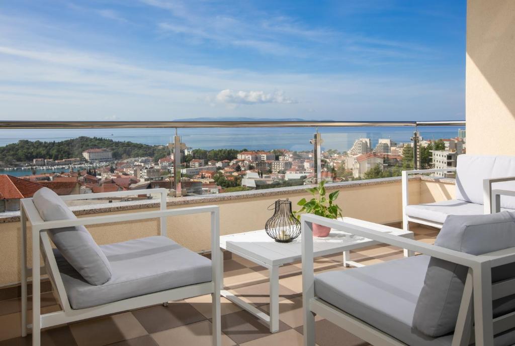 Sea View Apartments Dammi with free parking photo 2