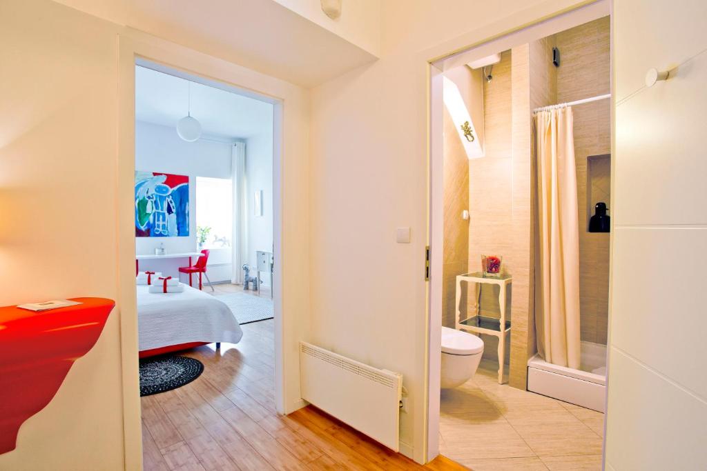 Rooms Zagreb 17 photo 3