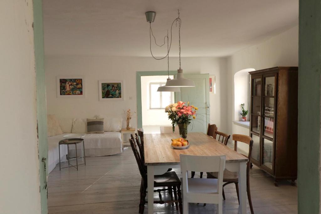 Light filled spacious penthouse in Šibenik city centre photo 3
