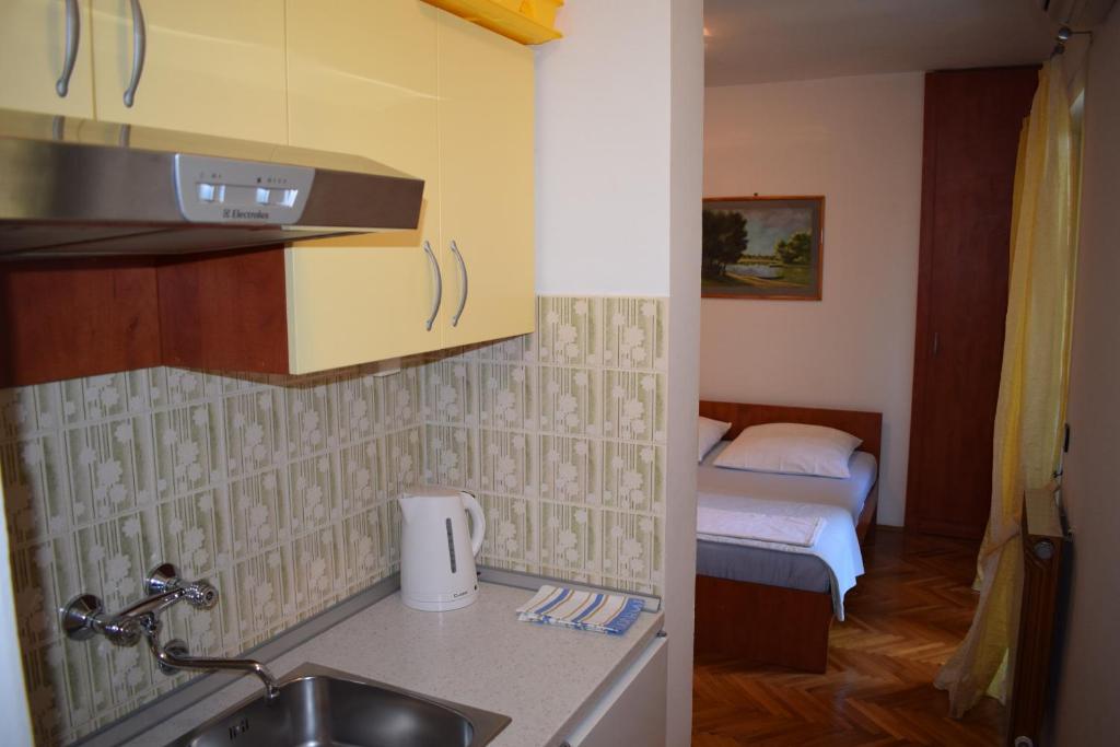 Studio Sveti Filip i Jakov 4299d photo 2