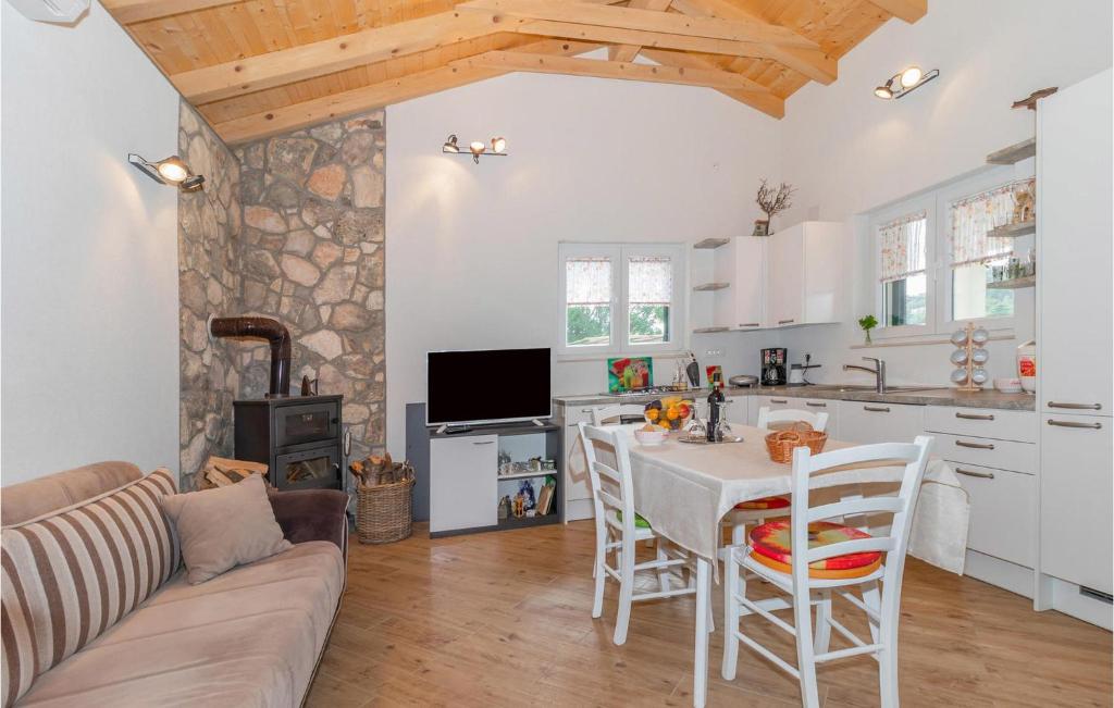 Amazing Home In Klenovica photo 3